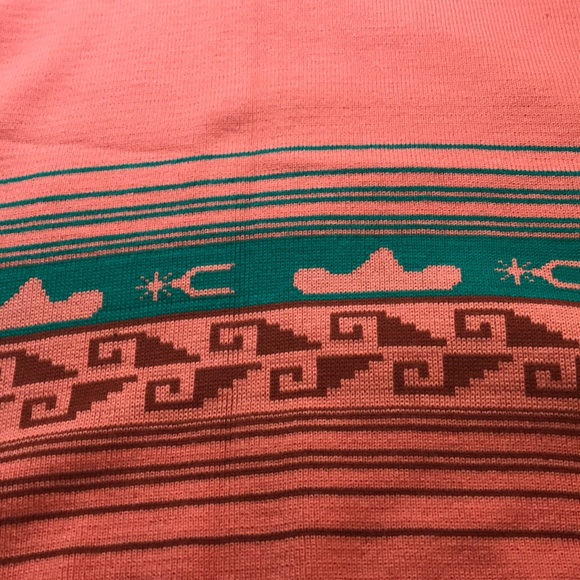 Beautiful Poncho - Picture 8 of 8